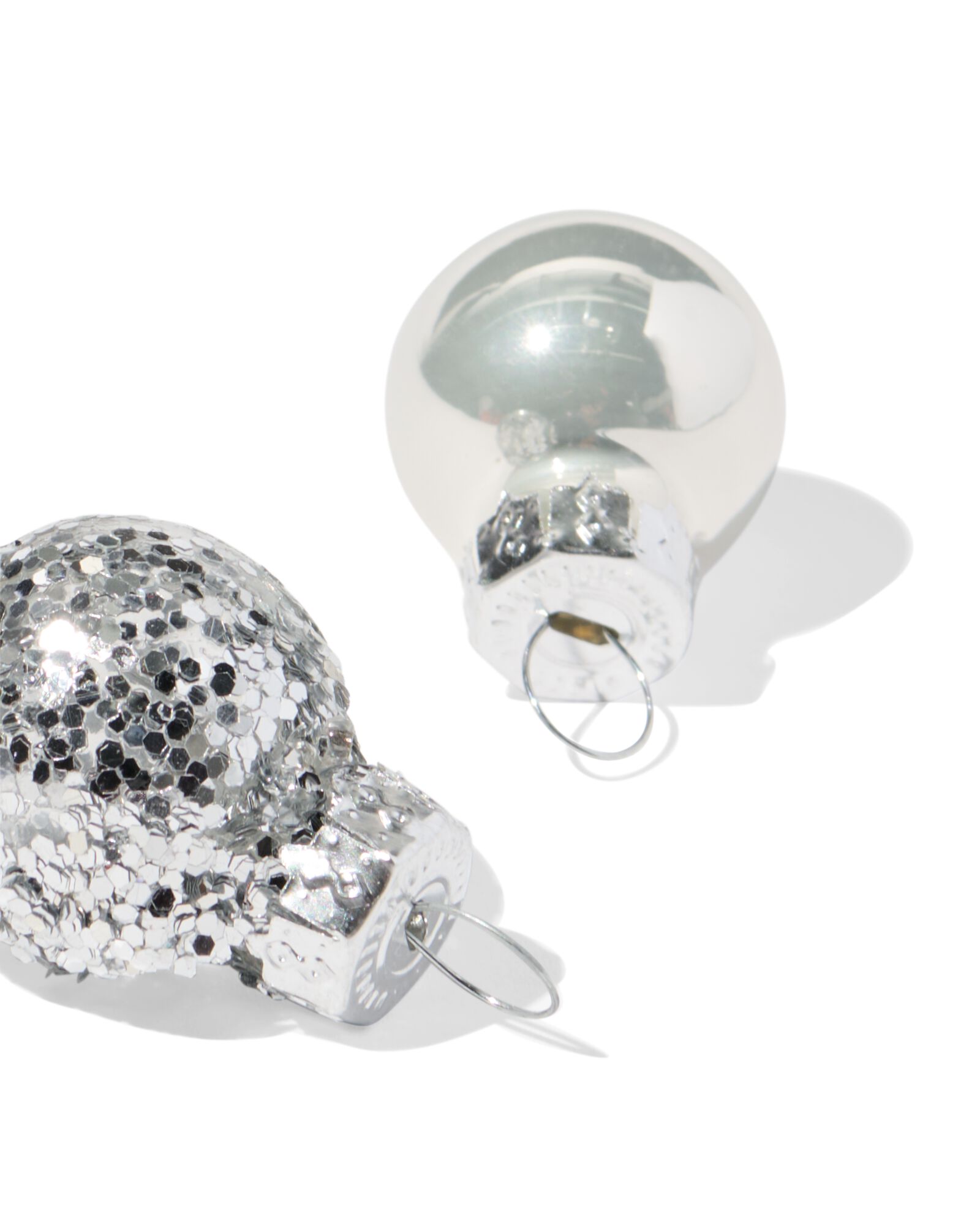 boules de No&euml;l 3,2 cm verre mini argent&eacute; - 36 pi&egrave;ces - 25100195 - HEMA