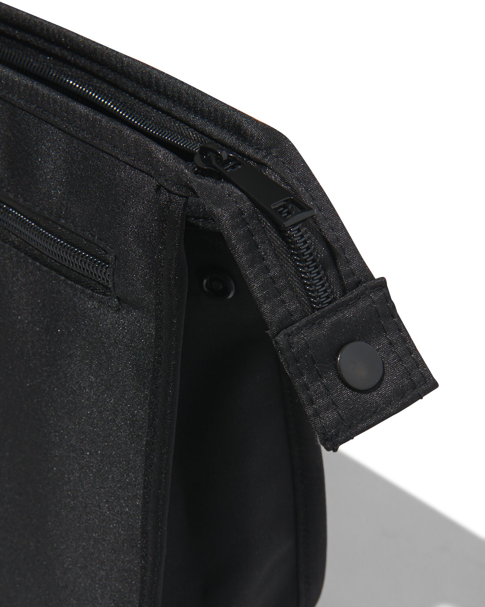 toilettas zwart 8.5x30x19 - 11890612 - HEMA