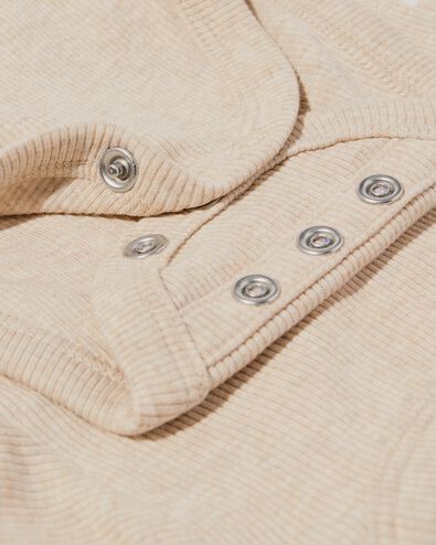 body &eacute;volutif &agrave; rabat nouveau-n&eacute; ENZING&trade; ECOVERO&trade; c&ocirc;tel&eacute; sable sable - 33430420SAND - HEMA