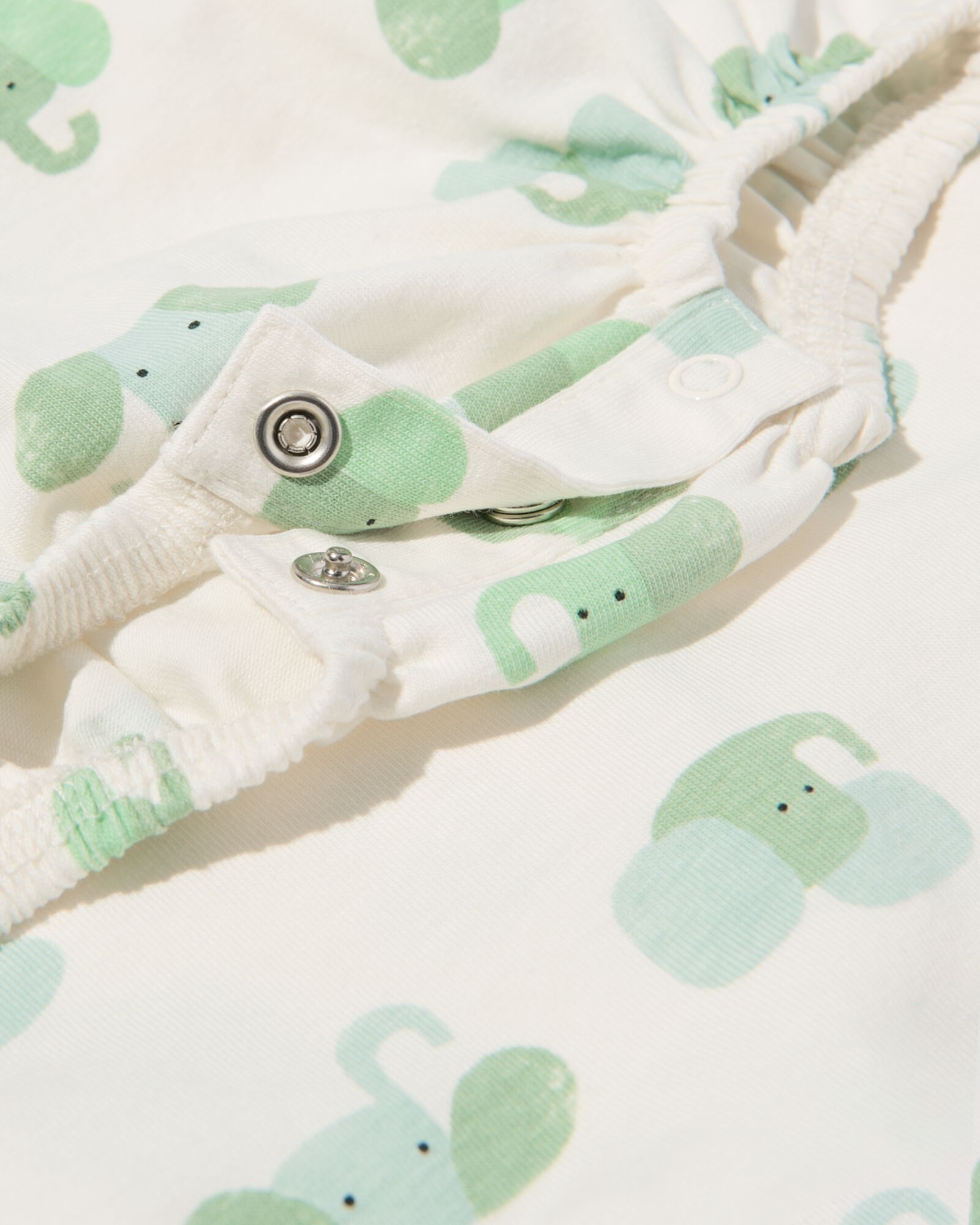 combinaison pour nouveau-n&eacute; &eacute;l&eacute;phants blanc cass&eacute; - 33400420OFFWHITE - HEMA