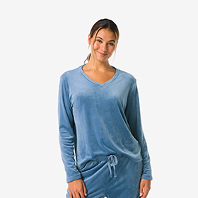 pyjamas et chemises de nuit